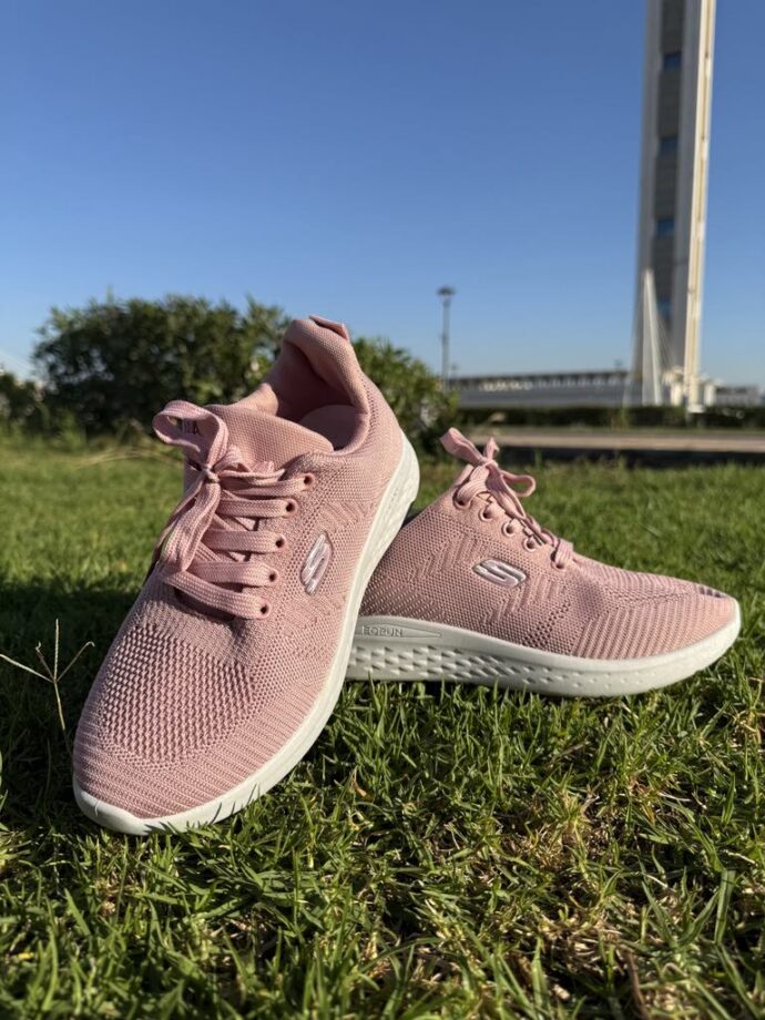 Skechers